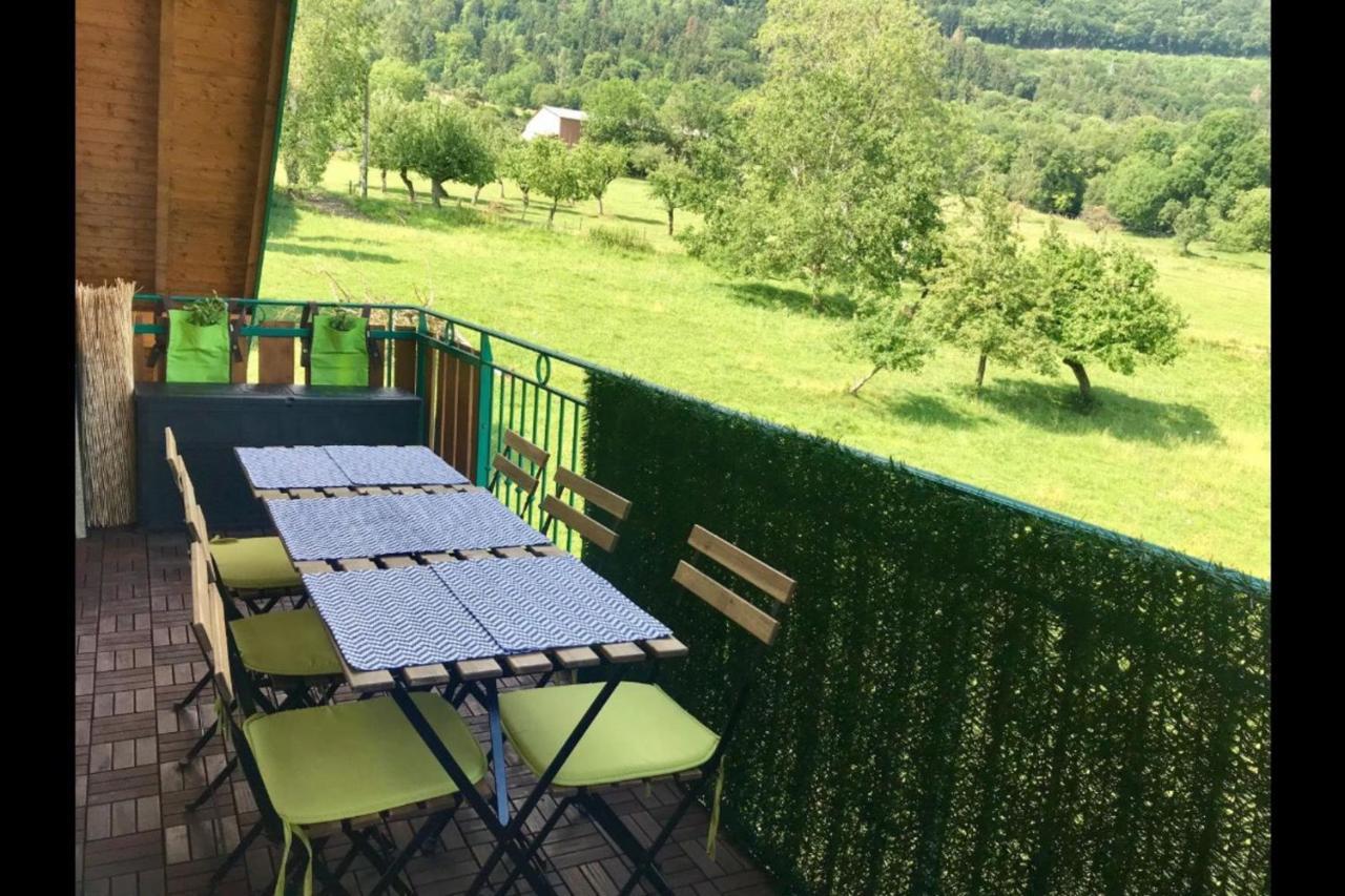 The Green Fee Close To The Golf Course And 5 Minutes From The Lake Giez Exterior foto