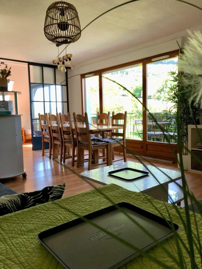 The Green Fee Close To The Golf Course And 5 Minutes From The Lake Giez Exterior foto